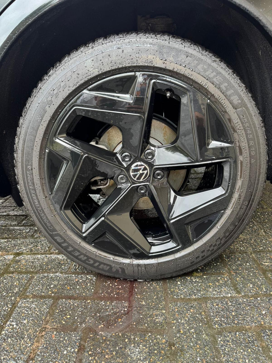 Na